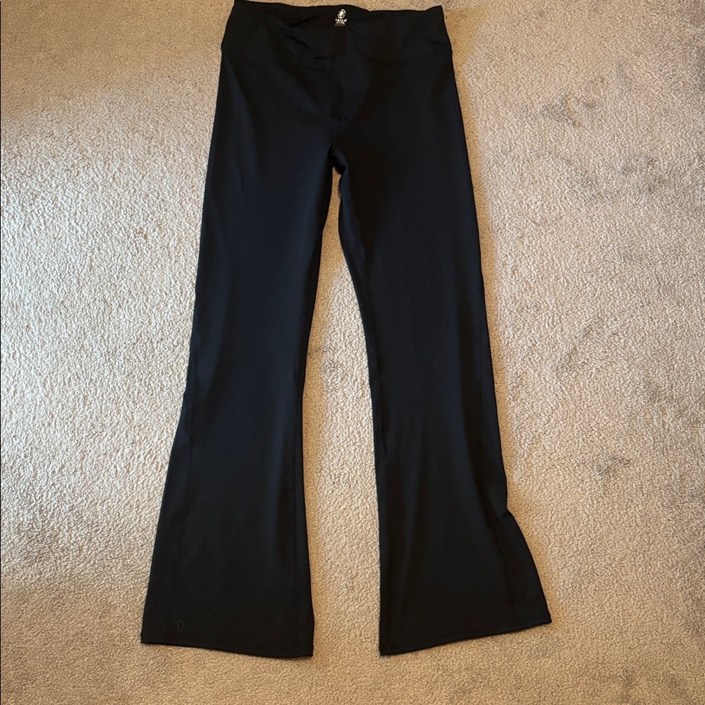 GAIAM Black Activewear Yoga Pants